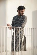 SHAKHA KURTA