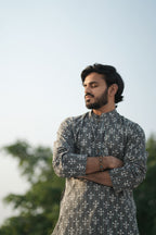 SHAKHA KURTA