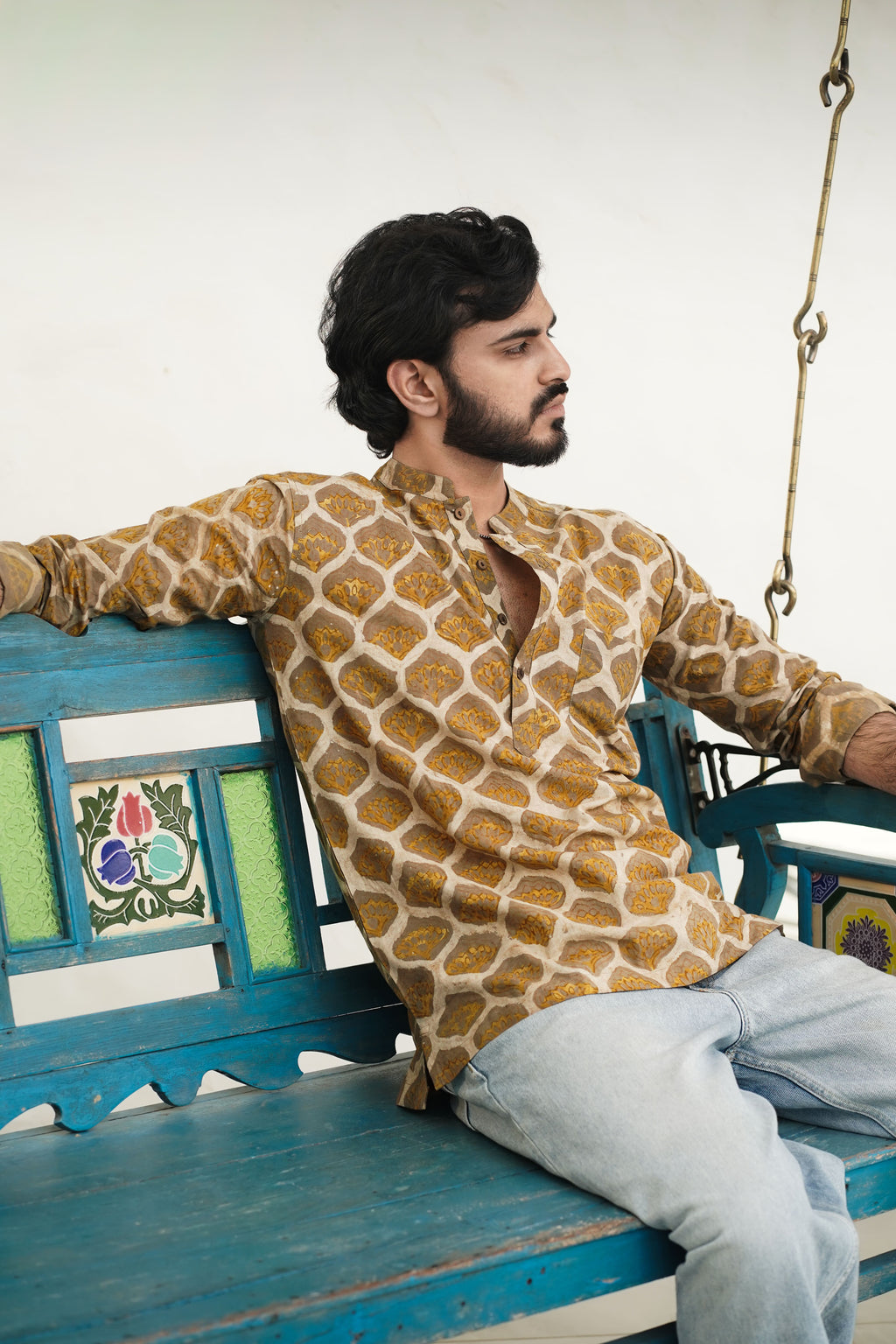 SWARNA BOOTA SHORT KURTA